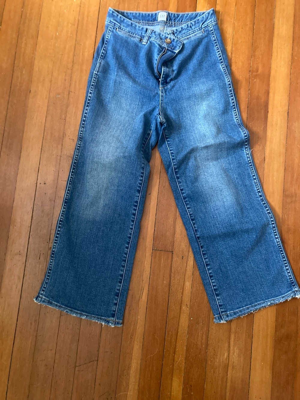 Gap cropped high waisted jeans
